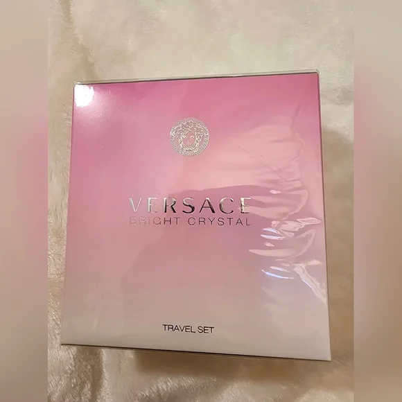 Versace Bright Crystal Travel Set - Picture 2 of 2